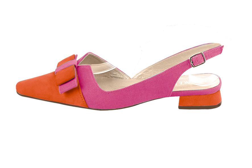 Women's clementine orange and hot pink elegant slingback heels, with a bow on the front. Tapered toe. Flat block heels - Profile view